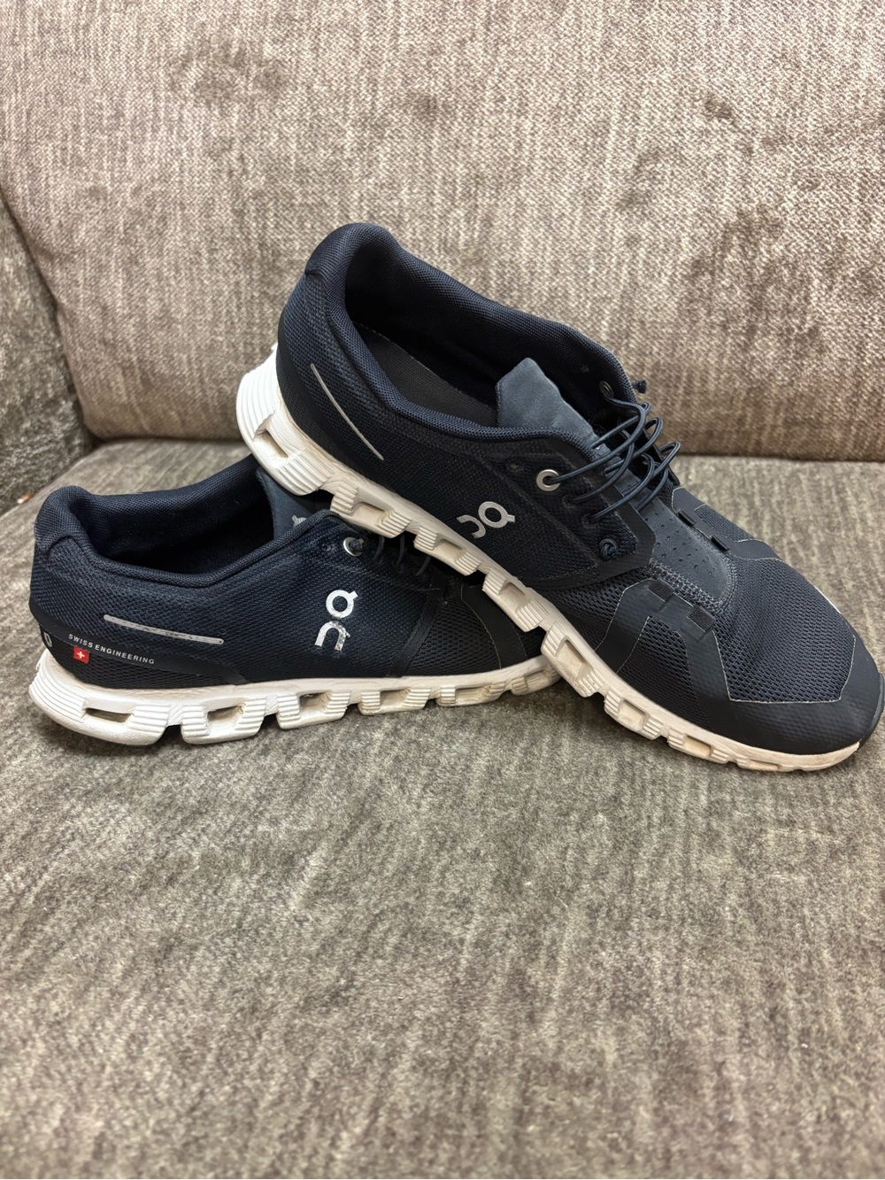 On Running Navy and White Men's Cloud Sneakers